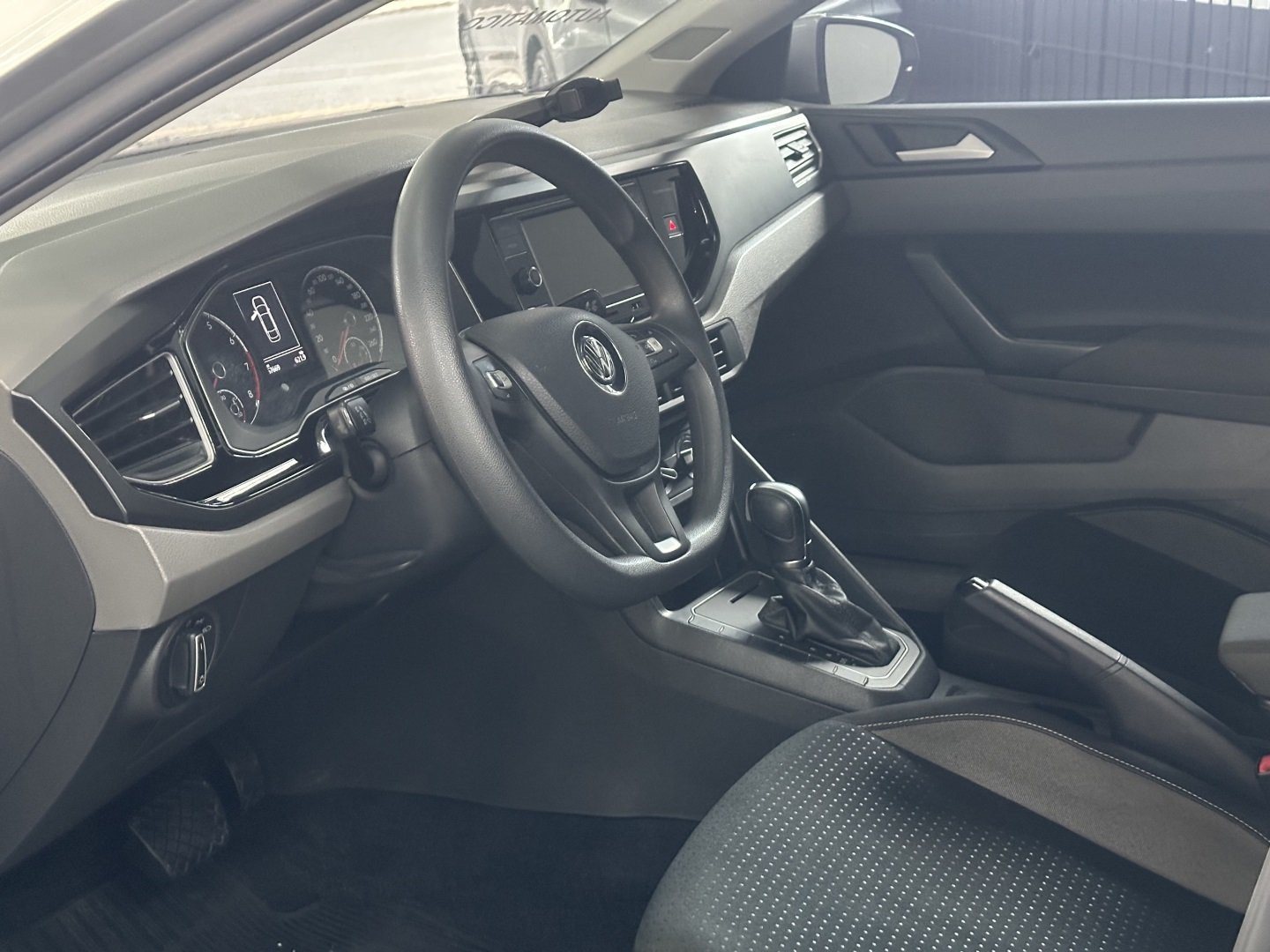 VOLKSWAGEN VIRTUS 1.0 200 TSI COMFORTLINE AUTOMÁTICO