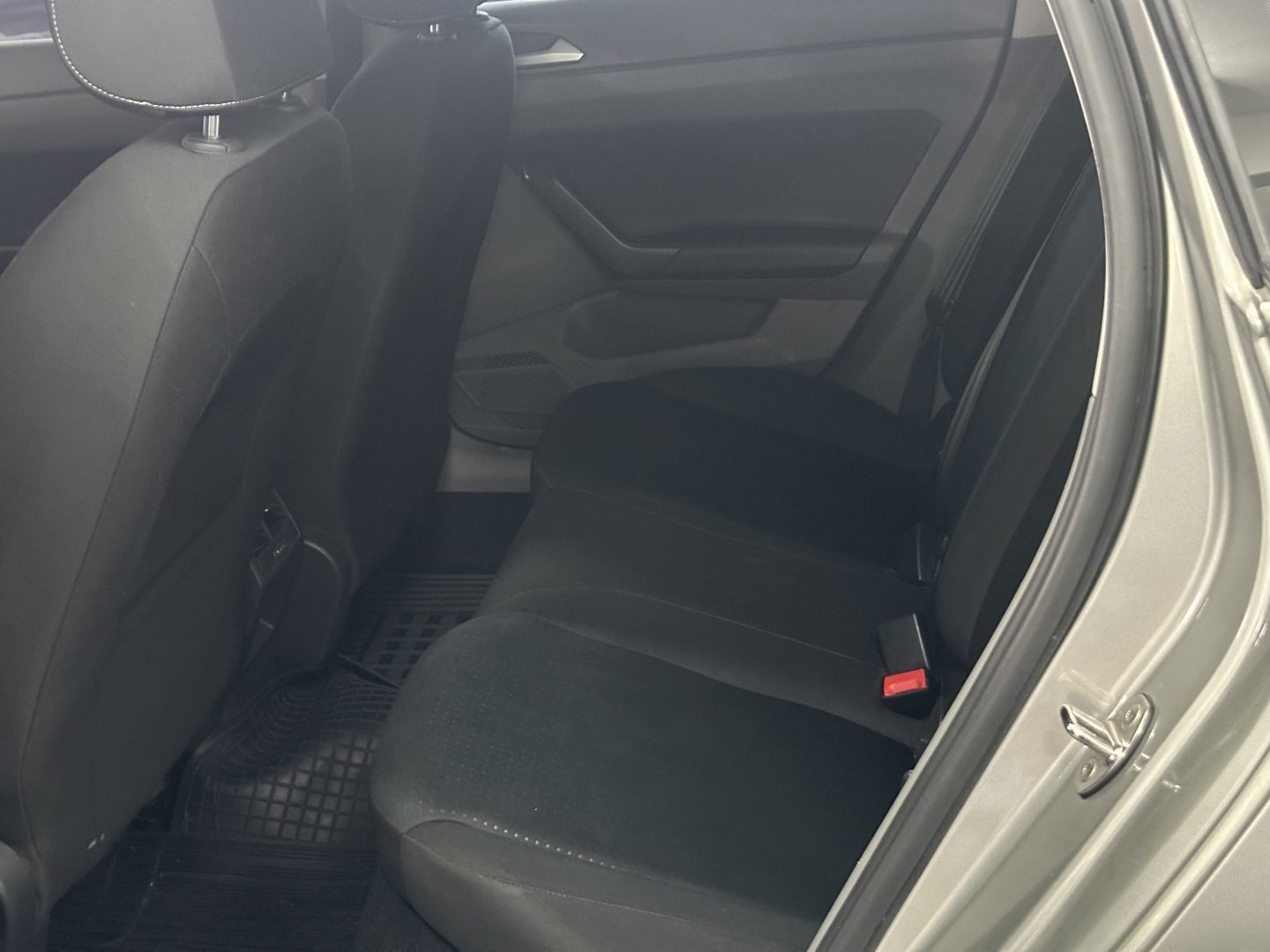 VOLKSWAGEN VIRTUS 1.0 200 TSI COMFORTLINE AUTOMÁTICO