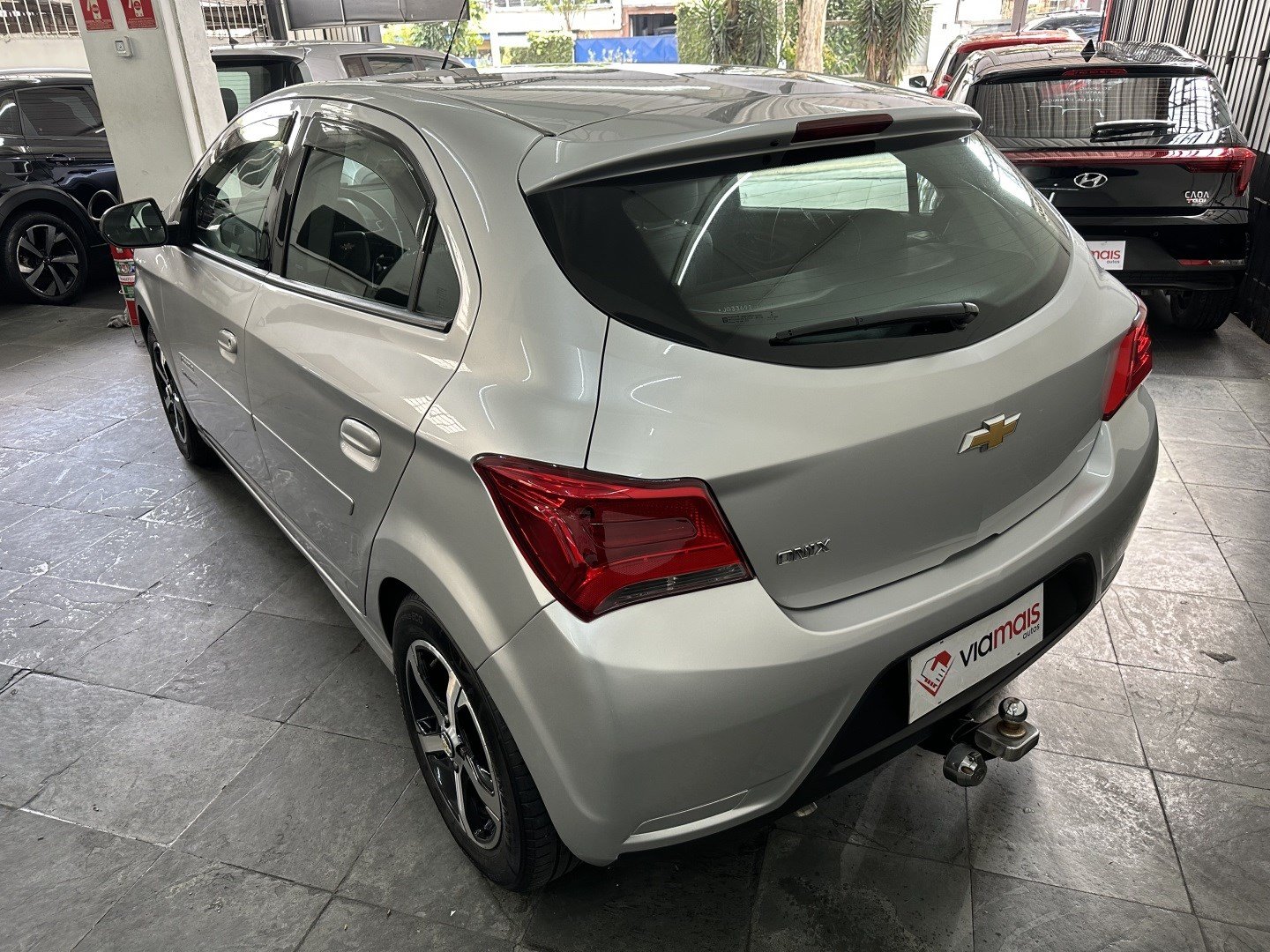 CHEVROLET ONIX 1.4 MPFI ADVANTAGE 8V FLEX 4P AUTOMÁTICO
