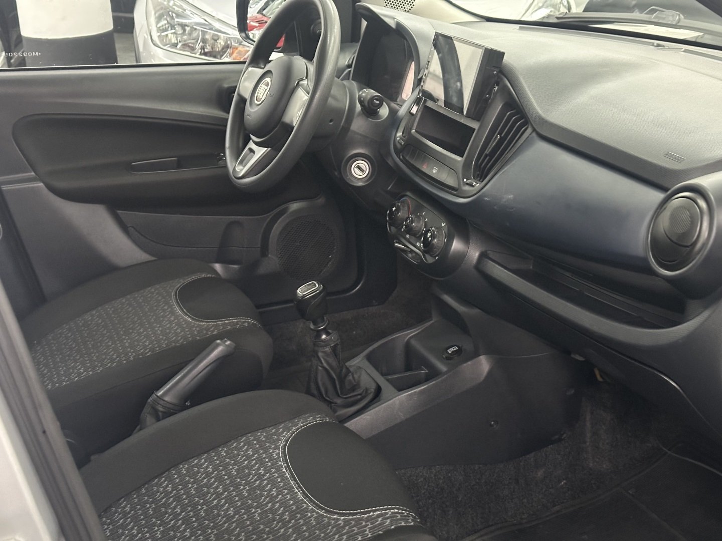 FIAT UNO 1.0 FIRE FLEX ATTRACTIVE MANUAL