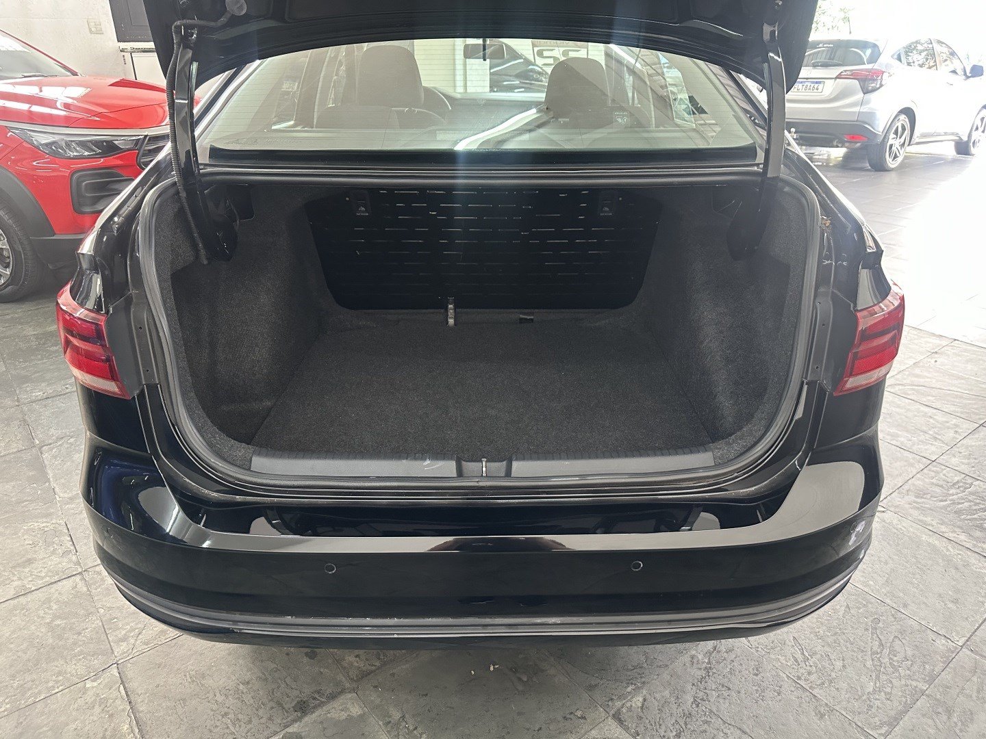 VOLKSWAGEN VIRTUS 1.6 MSI TOTAL FLEX AUTOMÁTICO