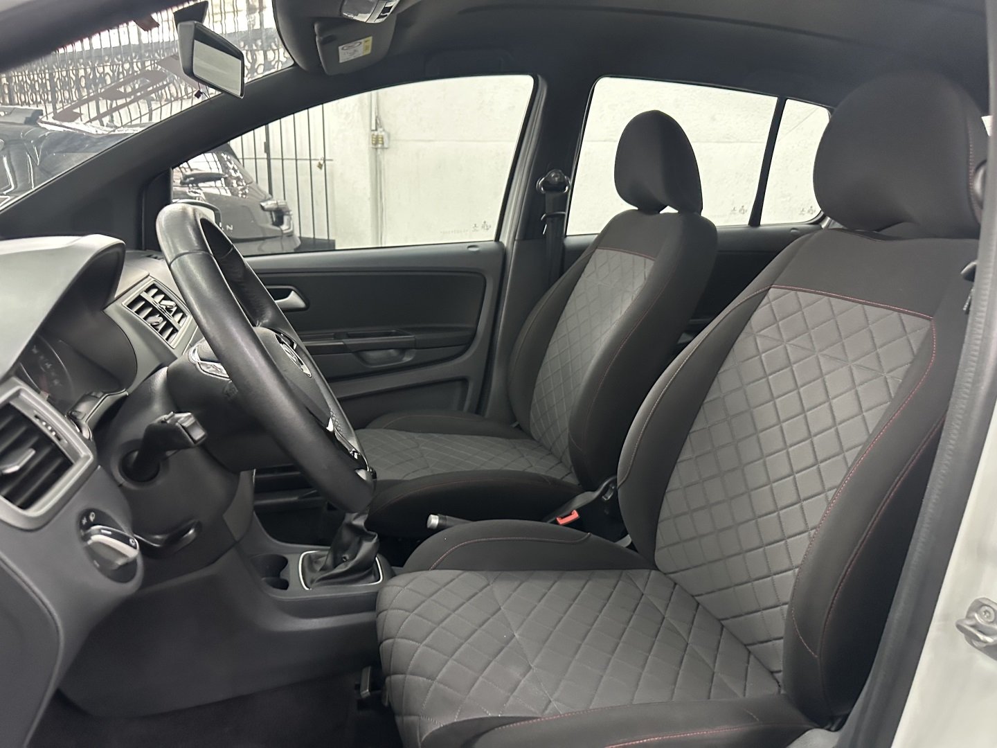 VOLKSWAGEN FOX 1.6 MSI TOTAL FLEX XTREME 4P MANUAL