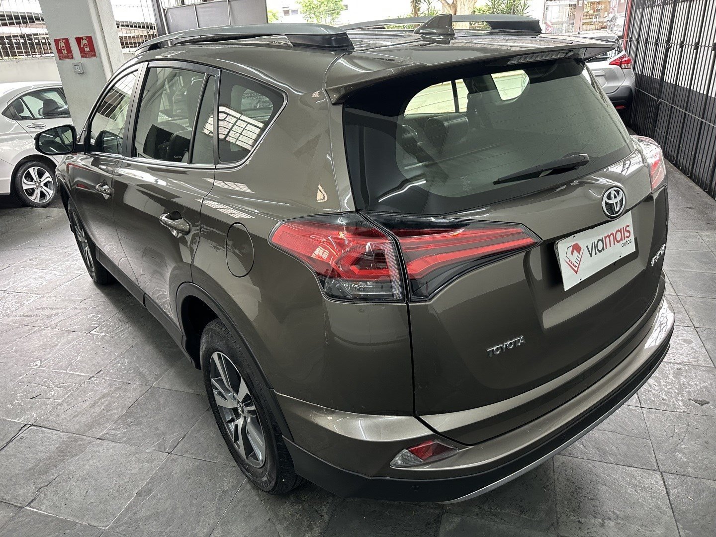 TOYOTA RAV4 2.0 TOP 4X2 16V GASOLINA 4P AUTOMÁTICO