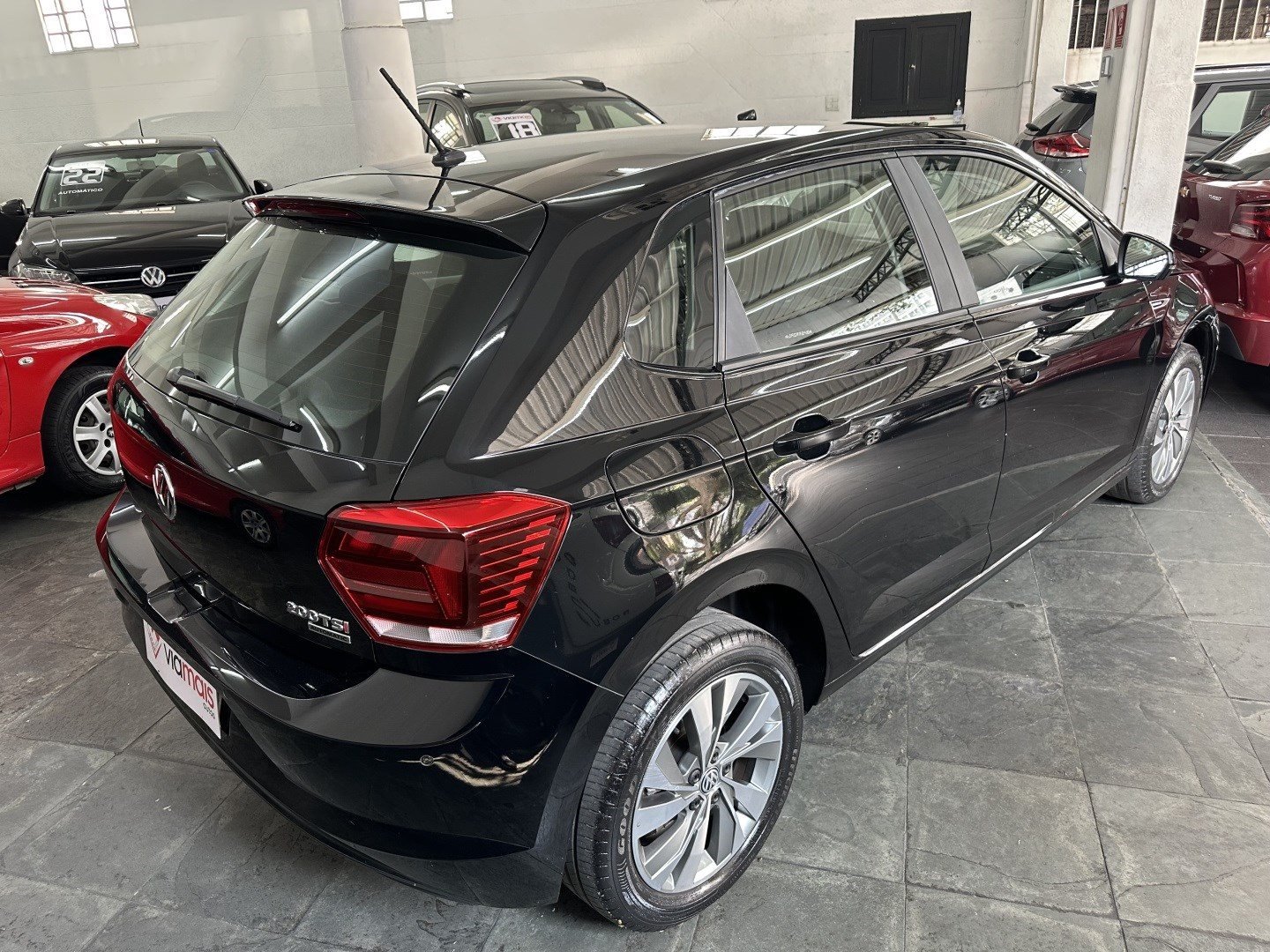 VOLKSWAGEN POLO 1.0 200 TSI COMFORTLINE AUTOMÁTICO