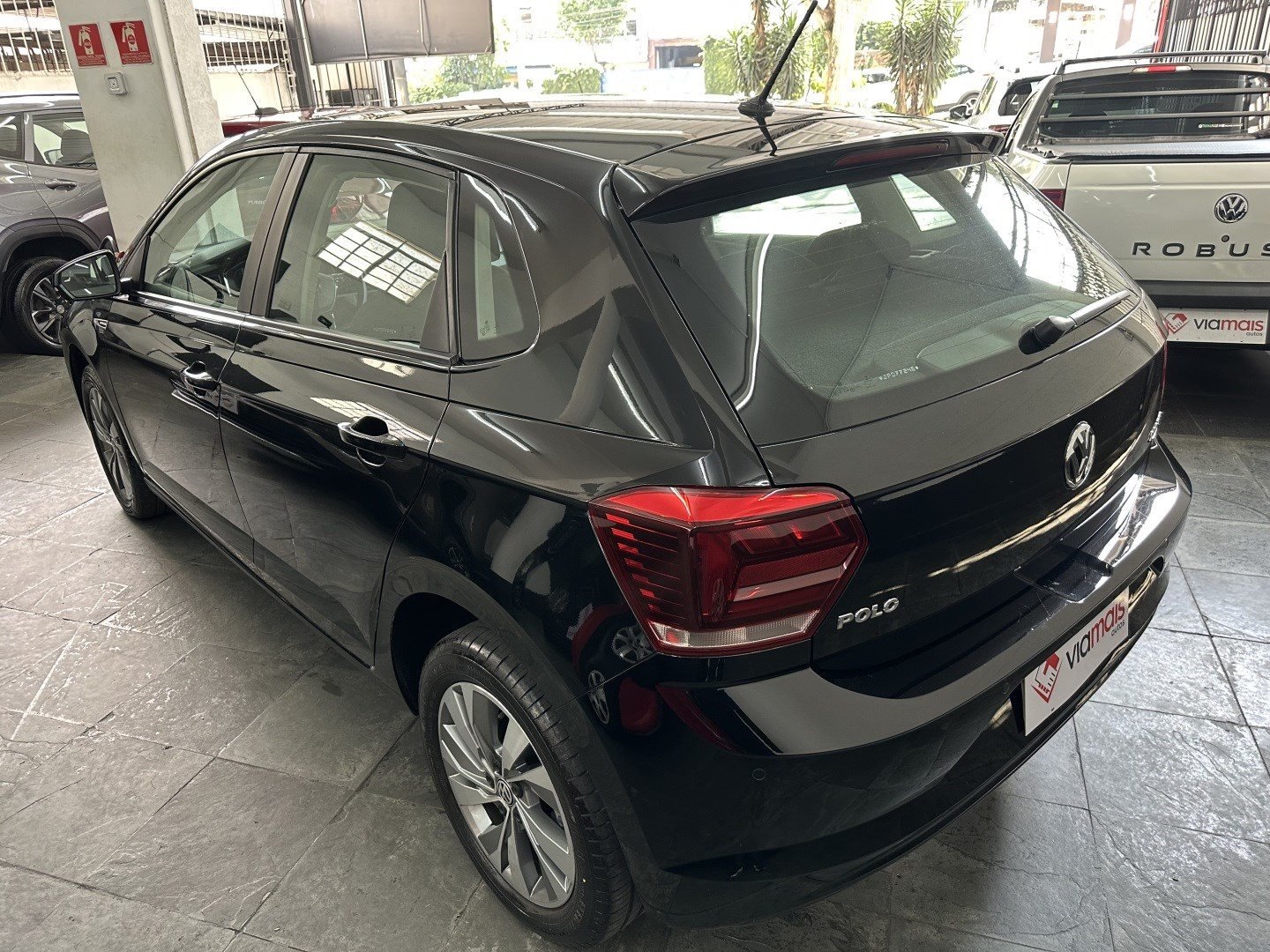 VOLKSWAGEN POLO 1.0 200 TSI COMFORTLINE AUTOMÁTICO
