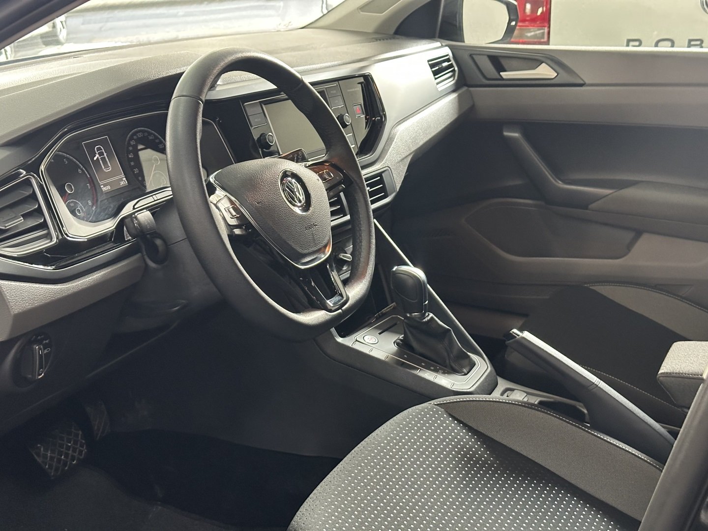 VOLKSWAGEN POLO 1.0 200 TSI COMFORTLINE AUTOMÁTICO