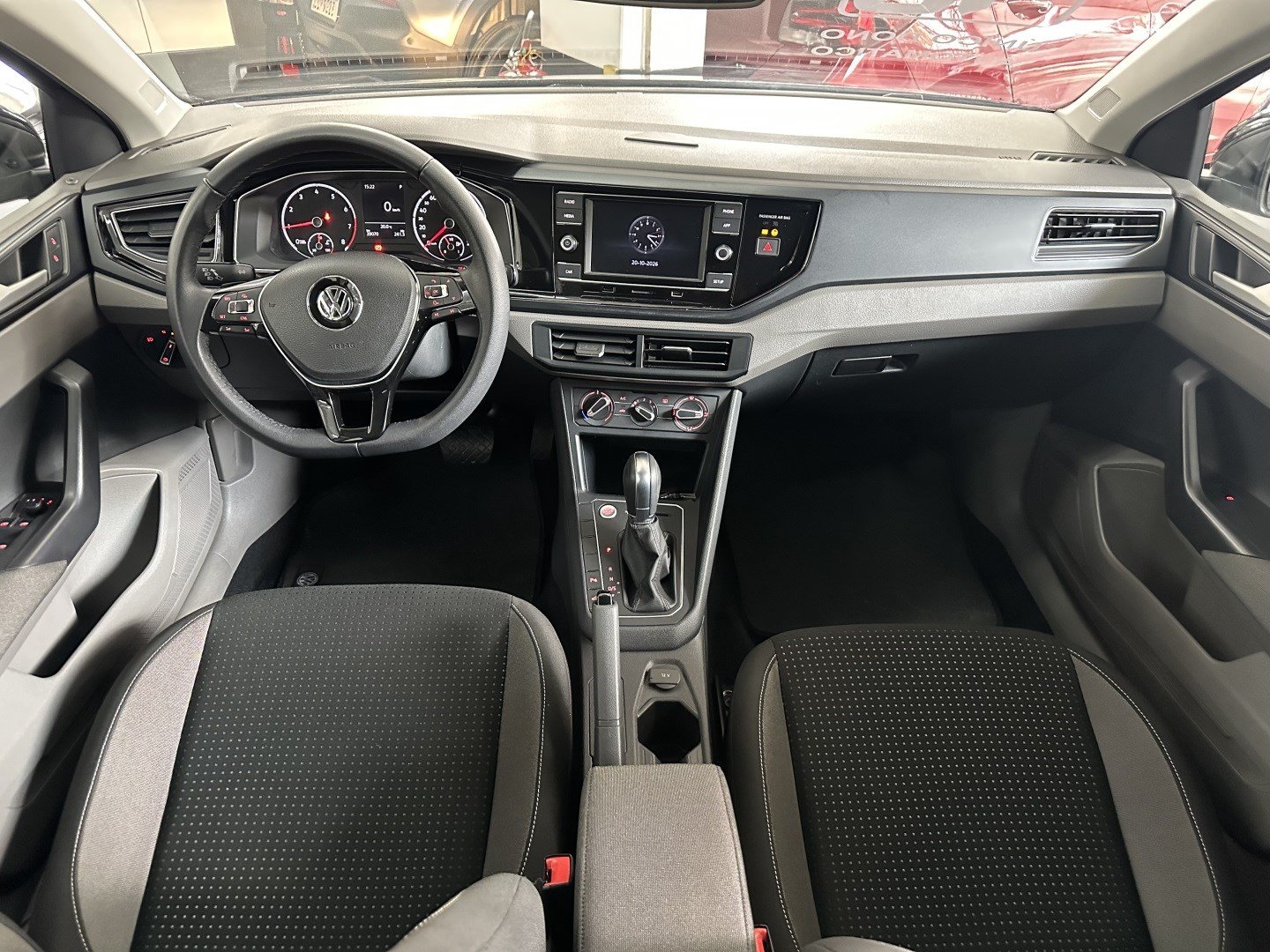 VOLKSWAGEN POLO 1.0 200 TSI COMFORTLINE AUTOMÁTICO