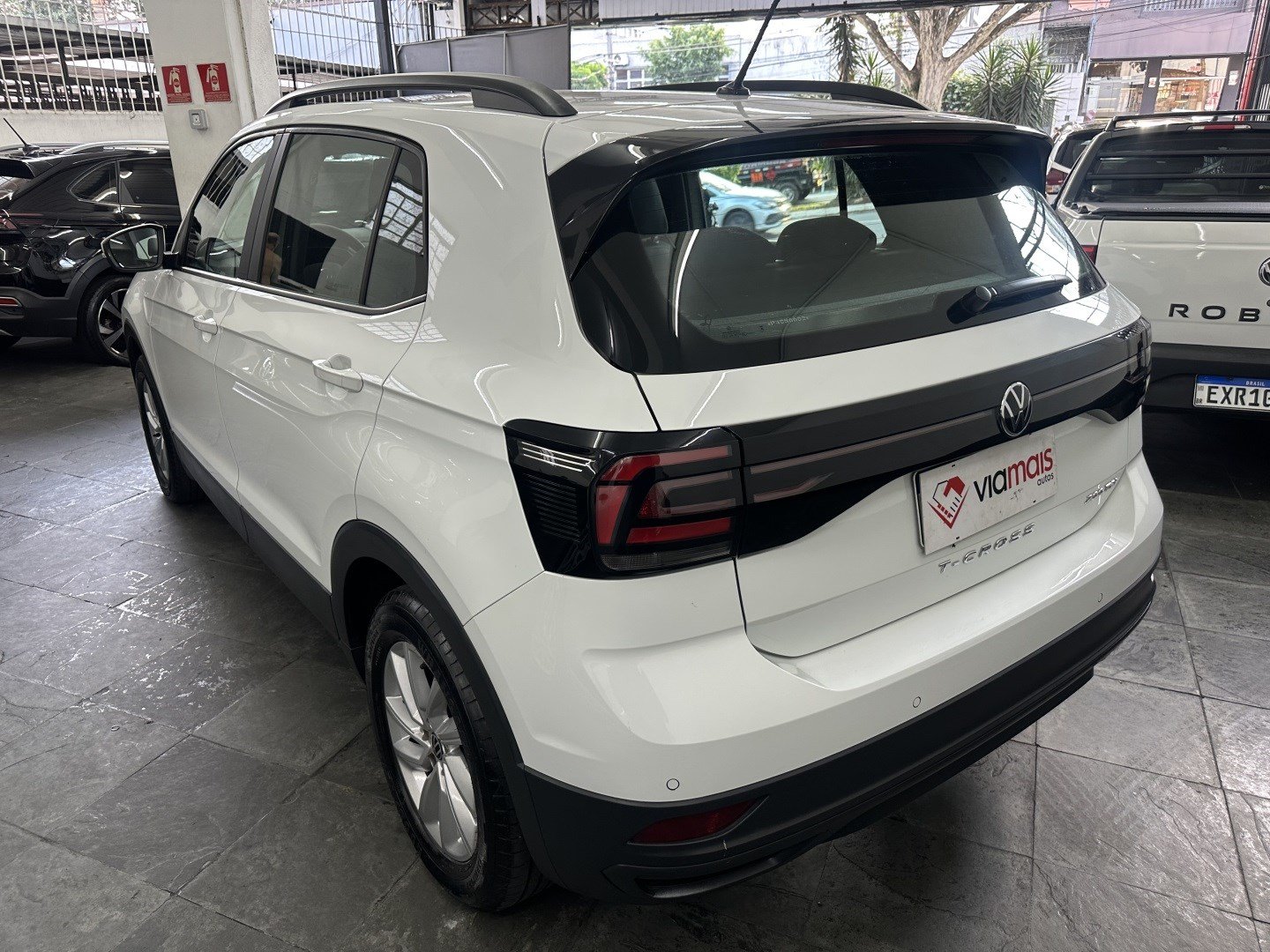 VOLKSWAGEN T-CROSS 1.0 200 TSI TOTAL FLEX AUTOMÁTICO