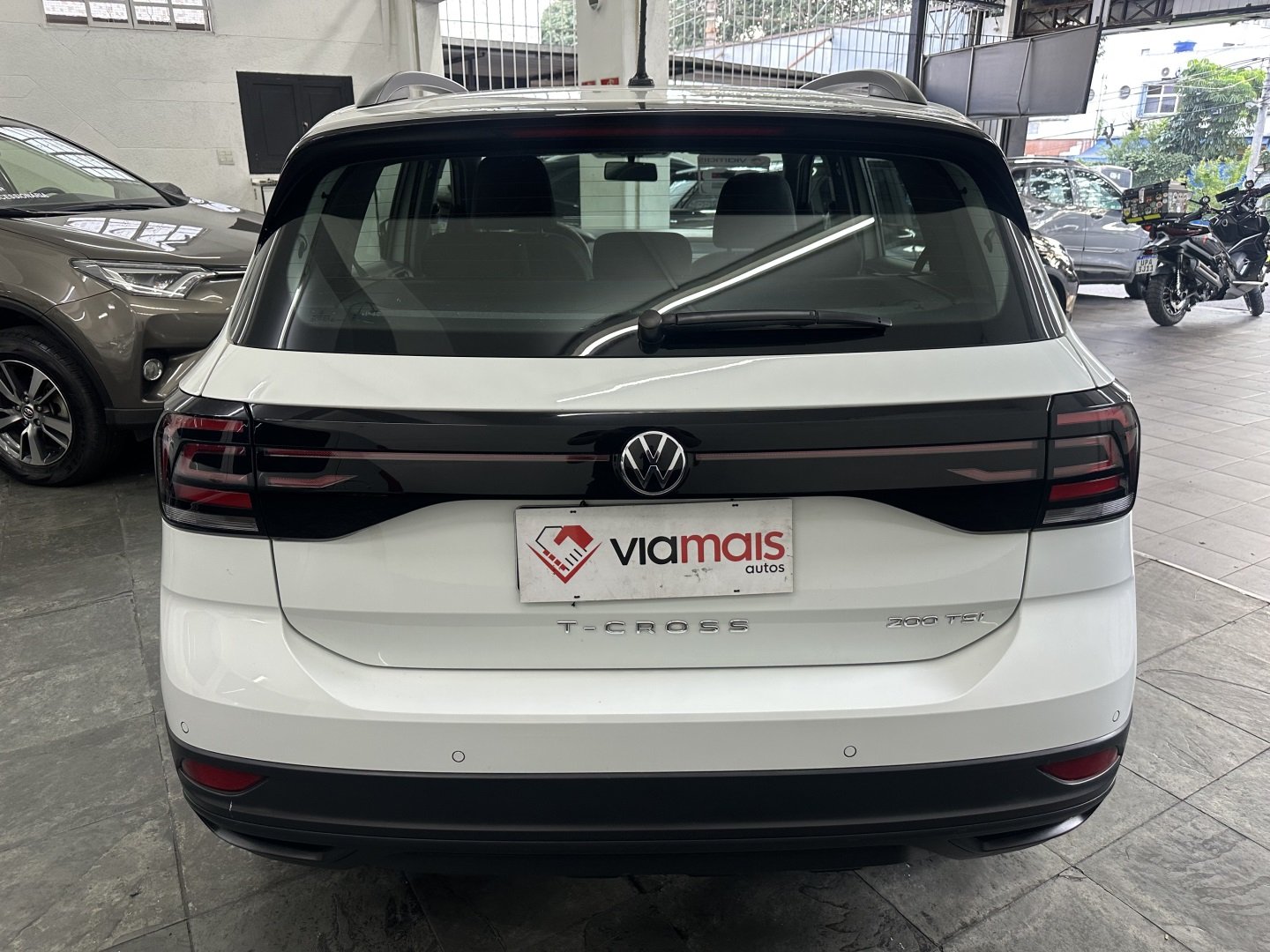 VOLKSWAGEN T-CROSS 1.0 200 TSI TOTAL FLEX AUTOMÁTICO