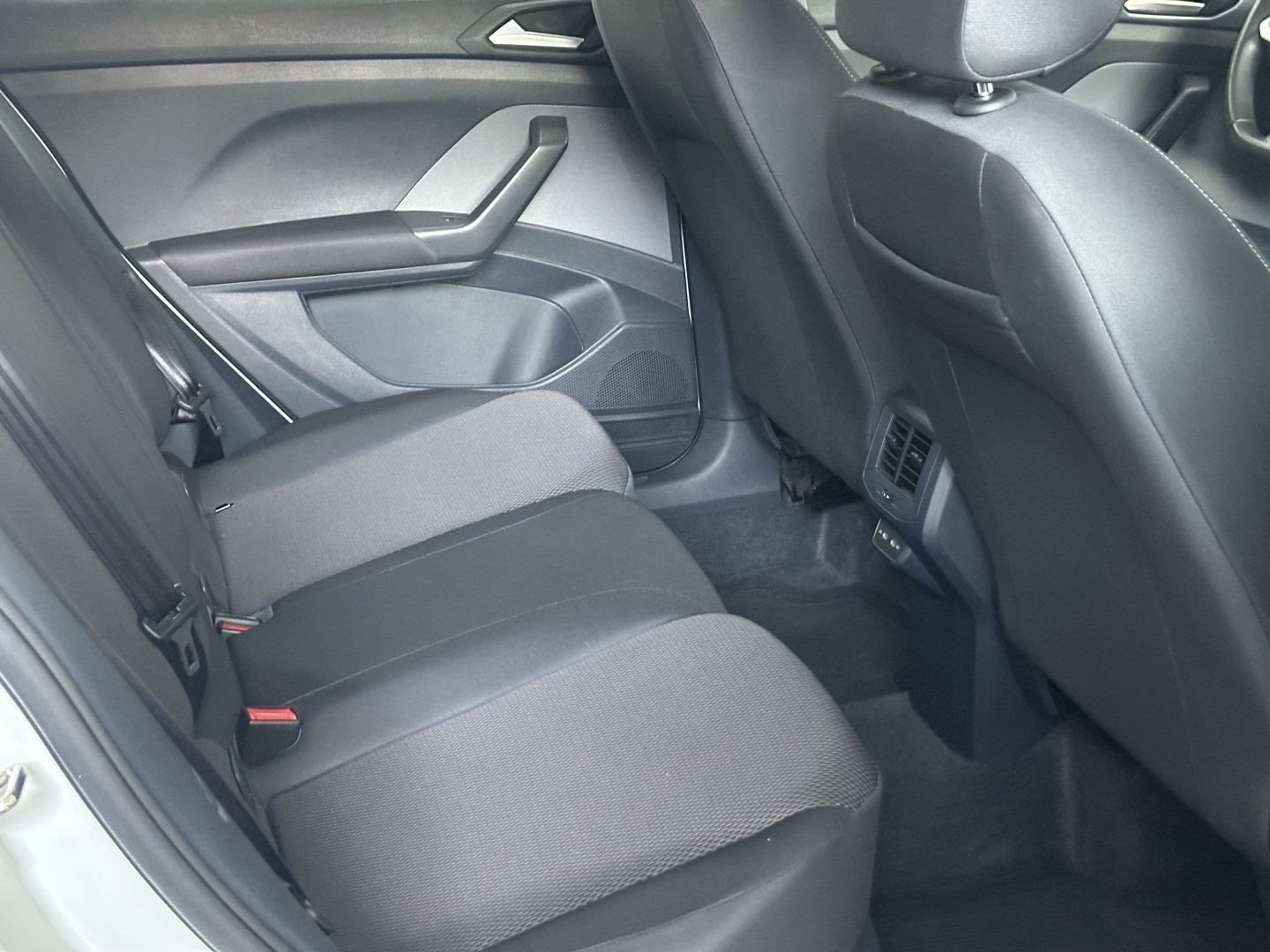 VOLKSWAGEN T-CROSS 1.0 200 TSI TOTAL FLEX AUTOMÁTICO