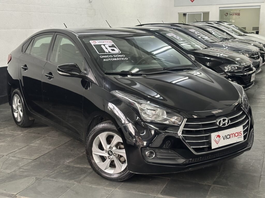 HYUNDAI HB20S 1.6 COMFORT PLUS 16V FLEX 4P AUTOMÁTICO