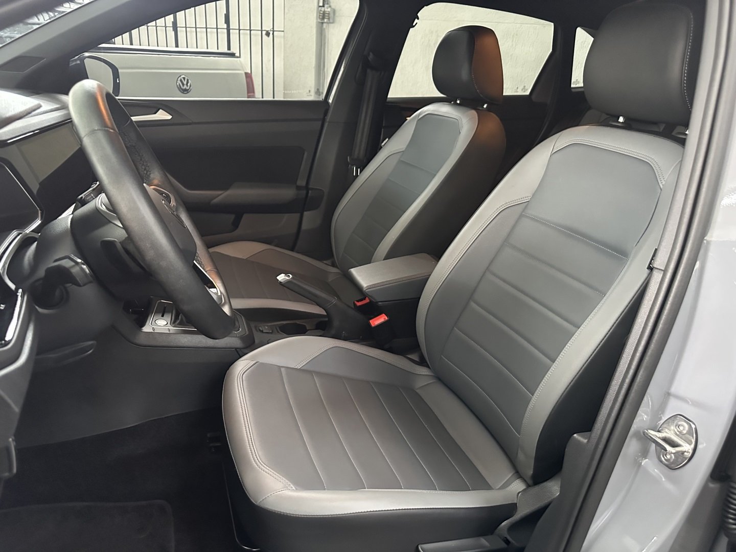 VOLKSWAGEN NIVUS 1.0 200 TSI TOTAL FLEX HIGHLINE AUTOMÁTICO