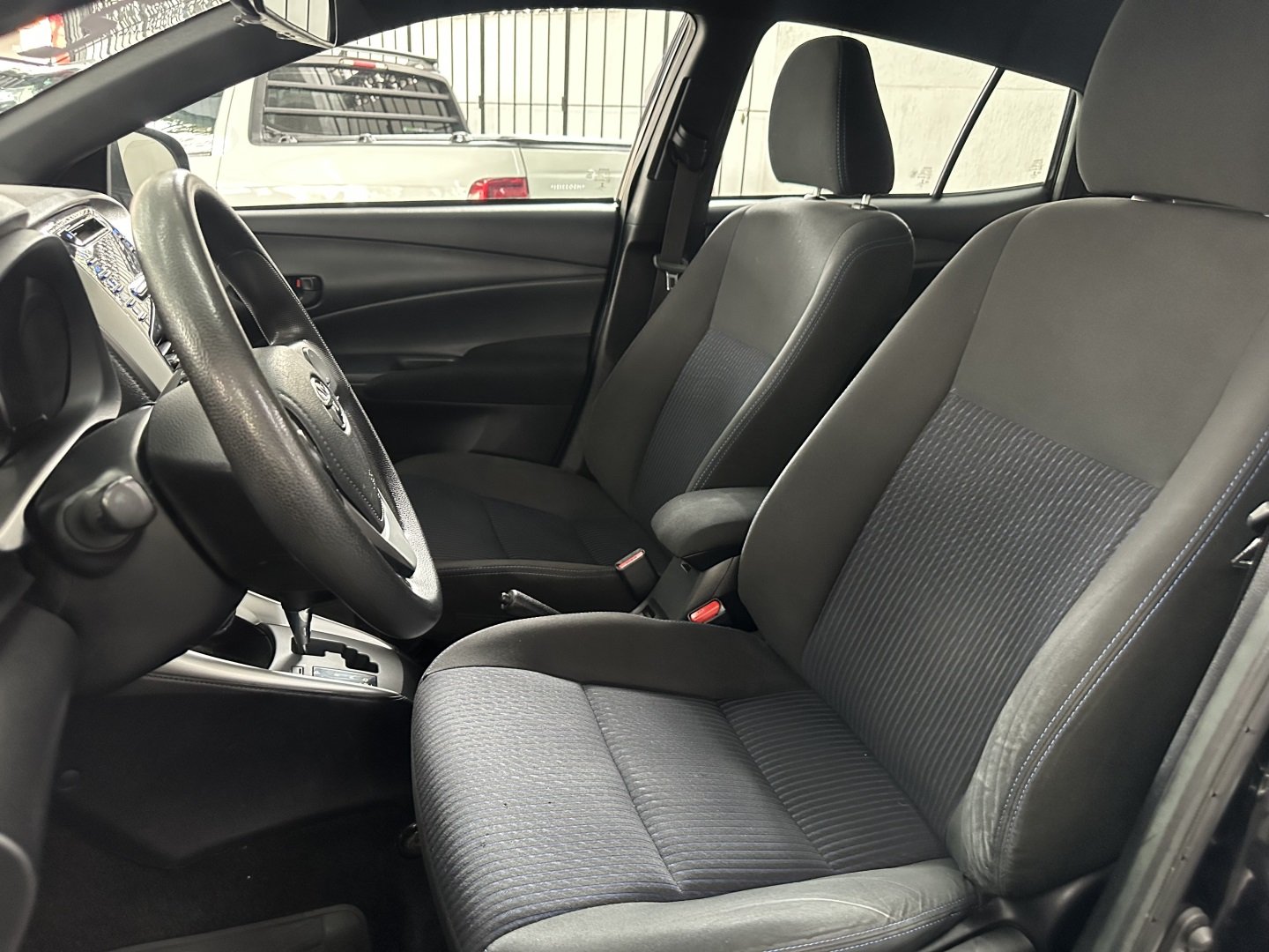 TOYOTA YARIS 1.3 16V FLEX XL LIVE MULTIDRIVE