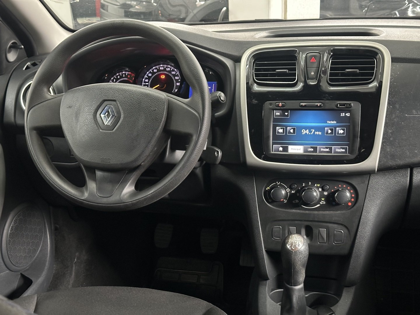 RENAULT SANDERO 1.0 EXPRESSION 16V FLEX 4P MANUAL