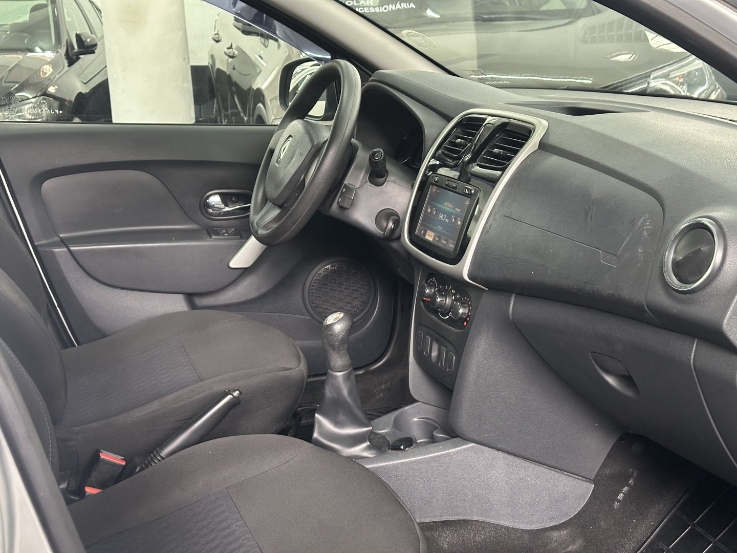 RENAULT SANDERO 1.0 EXPRESSION 16V FLEX 4P MANUAL