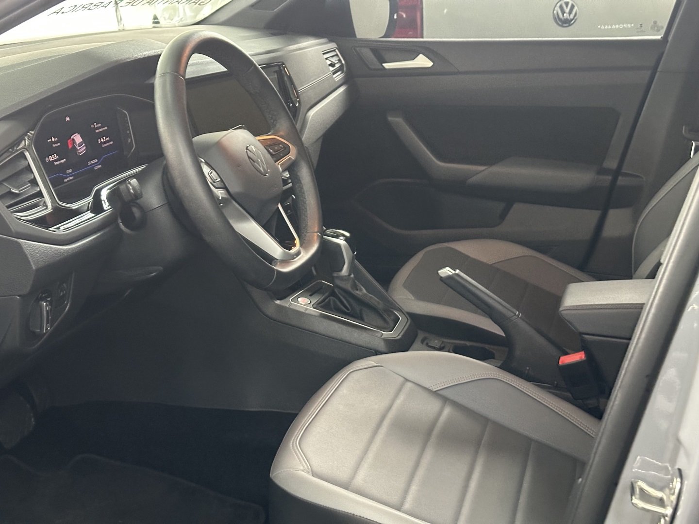 VOLKSWAGEN NIVUS 1.0 200 TSI TOTAL FLEX HIGHLINE AUTOMÁTICO